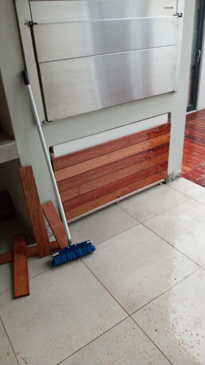 Braai wood cover